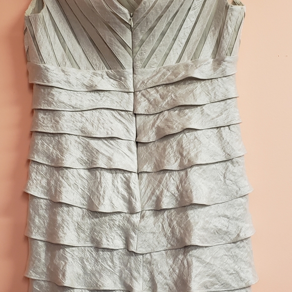 Scarlet night dress - Picture 3 of 3